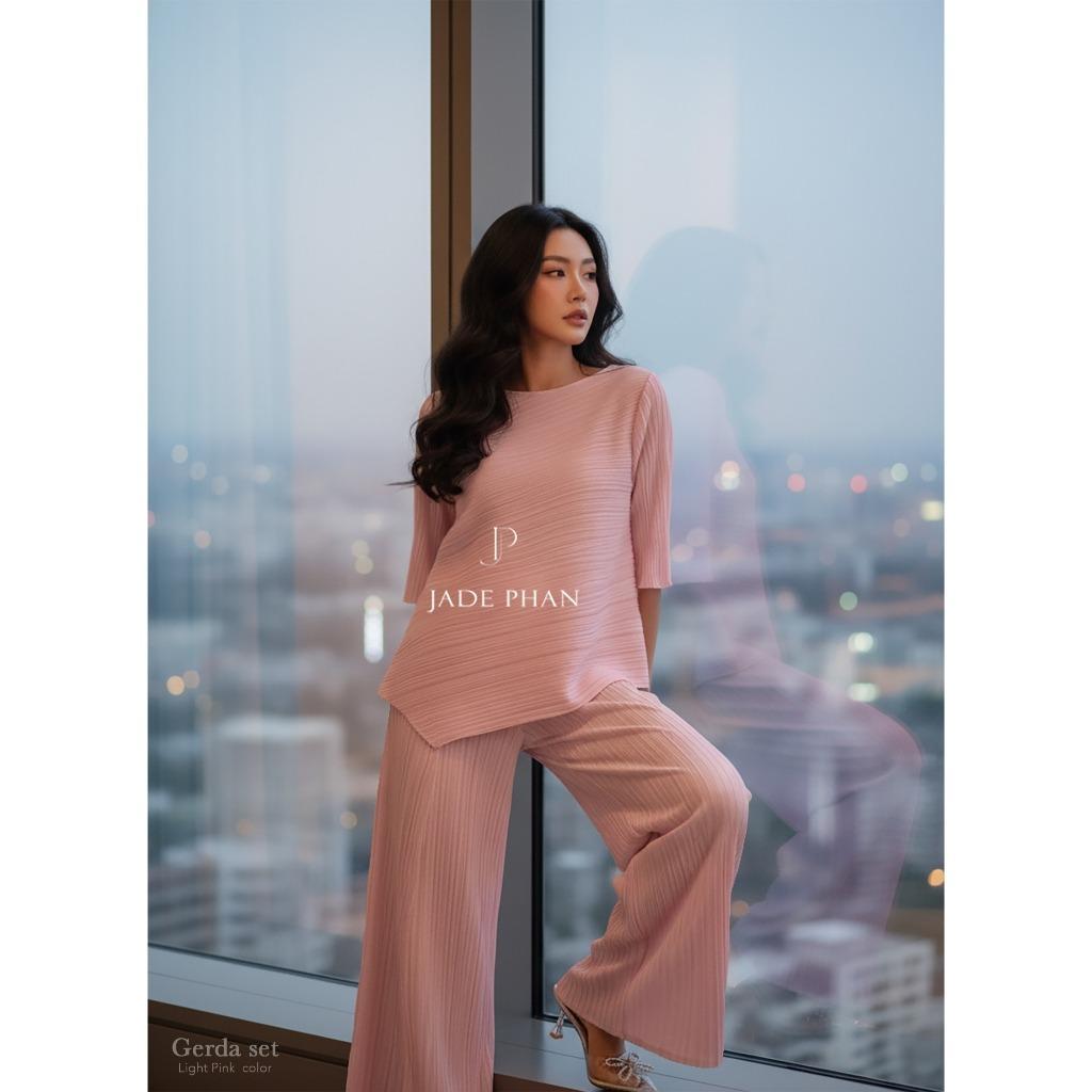 Set gồm áo và quầnđồng màu dập ly nữ sang trọng, áo tay lửng và quần ống rộng xếp ly lò xo Gerda — ảnh 2