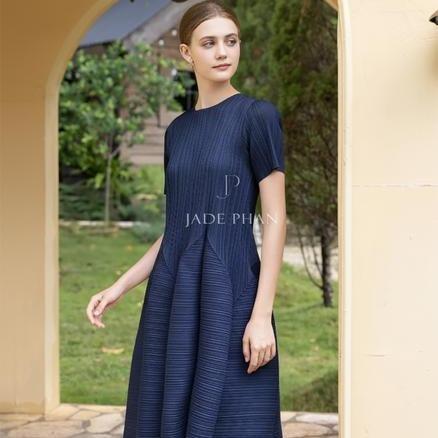 Váy Alice dập ly cao cấp JADEPHAN xếp ly lò xo thanh lịch — ảnh 10