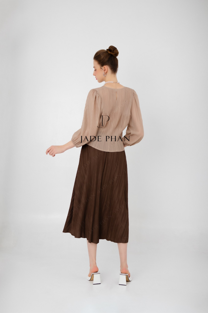 SET Pensee pleated Top Beige& Berthe pleated skirt Brown