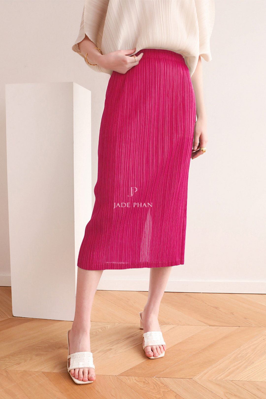 Set KATLE Pleated Top Pink & AUDORA Pleated Skirt Magenta