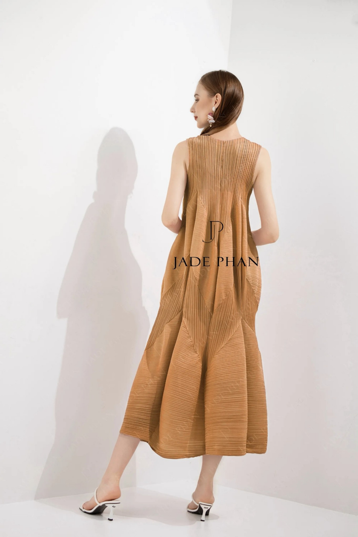 JEUNESSE Pleated Midi Dress - Brown Copper