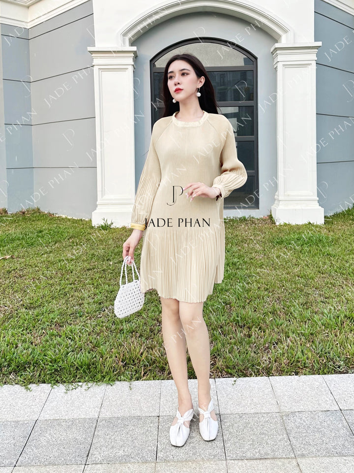 ANNA Pleated Dress - Cream