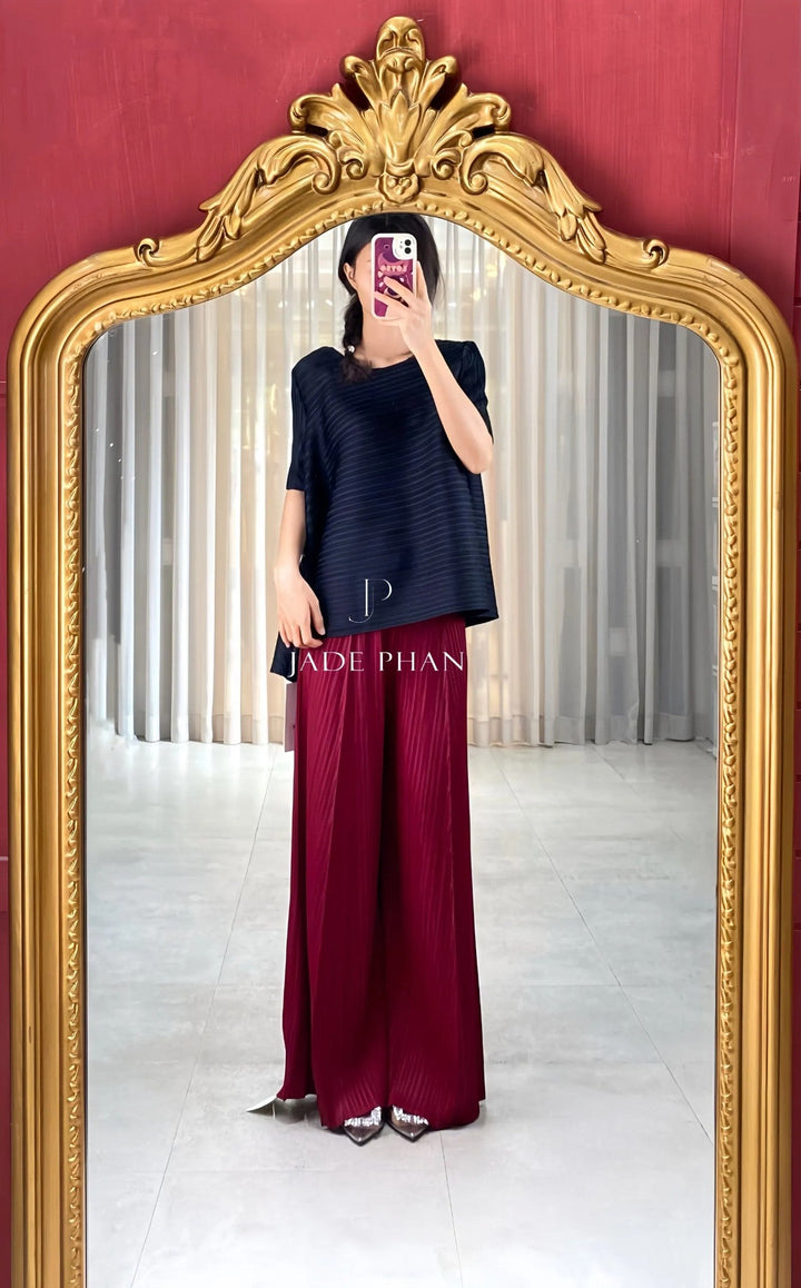 SET JENNIE Pleated Top Black & Gerda Bottom Burgundy