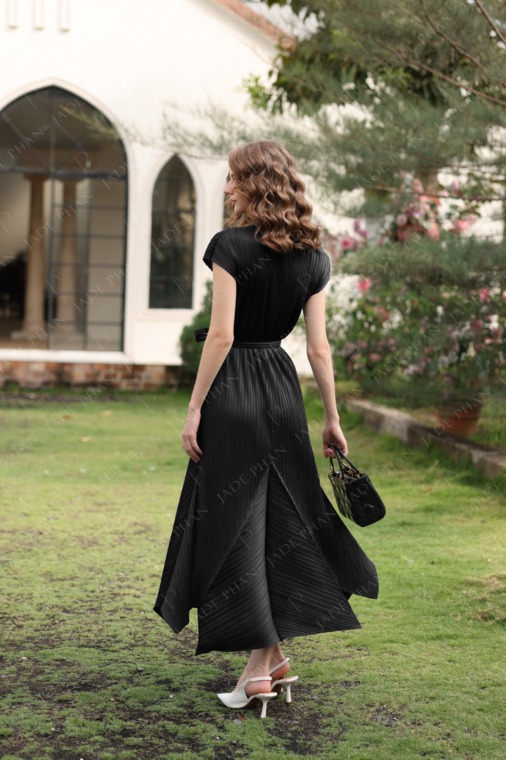 LAVERNA Pleated Dress - Black