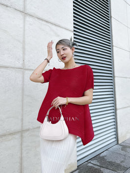 Set KATLE Pleated Top Burgundy & AUDORA Pleated Skirt White