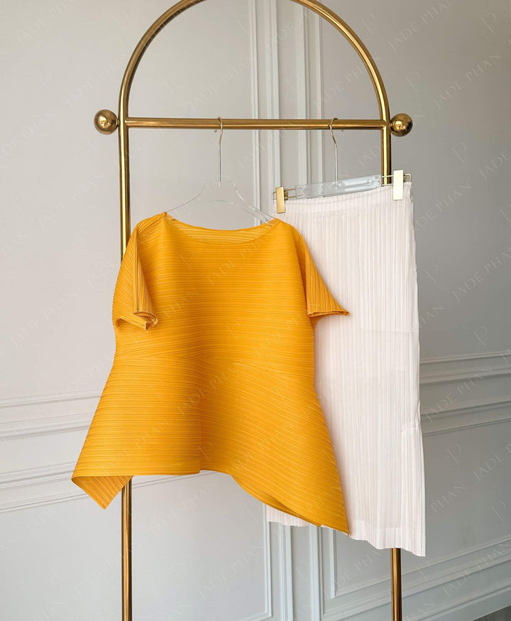 Set KATLE Pleated Top Yellow & AUDORA Pleated Skirt