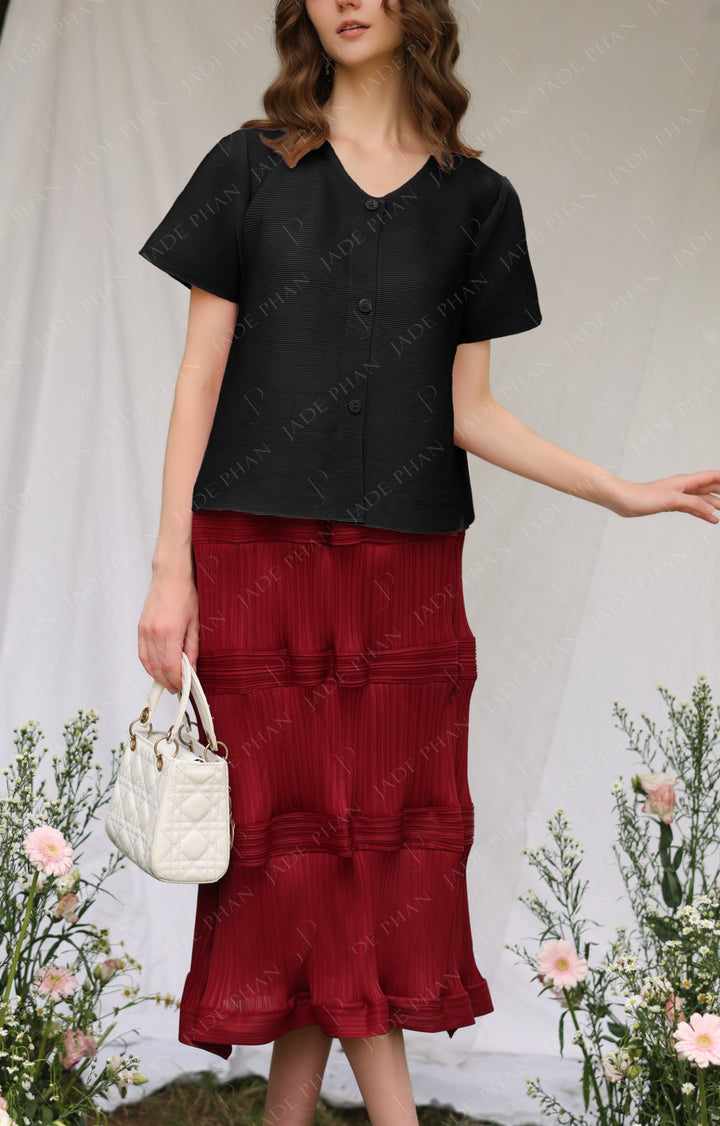 SET Aimee Pleated Top Black & Blanche Pleated Skirt Burgundy red