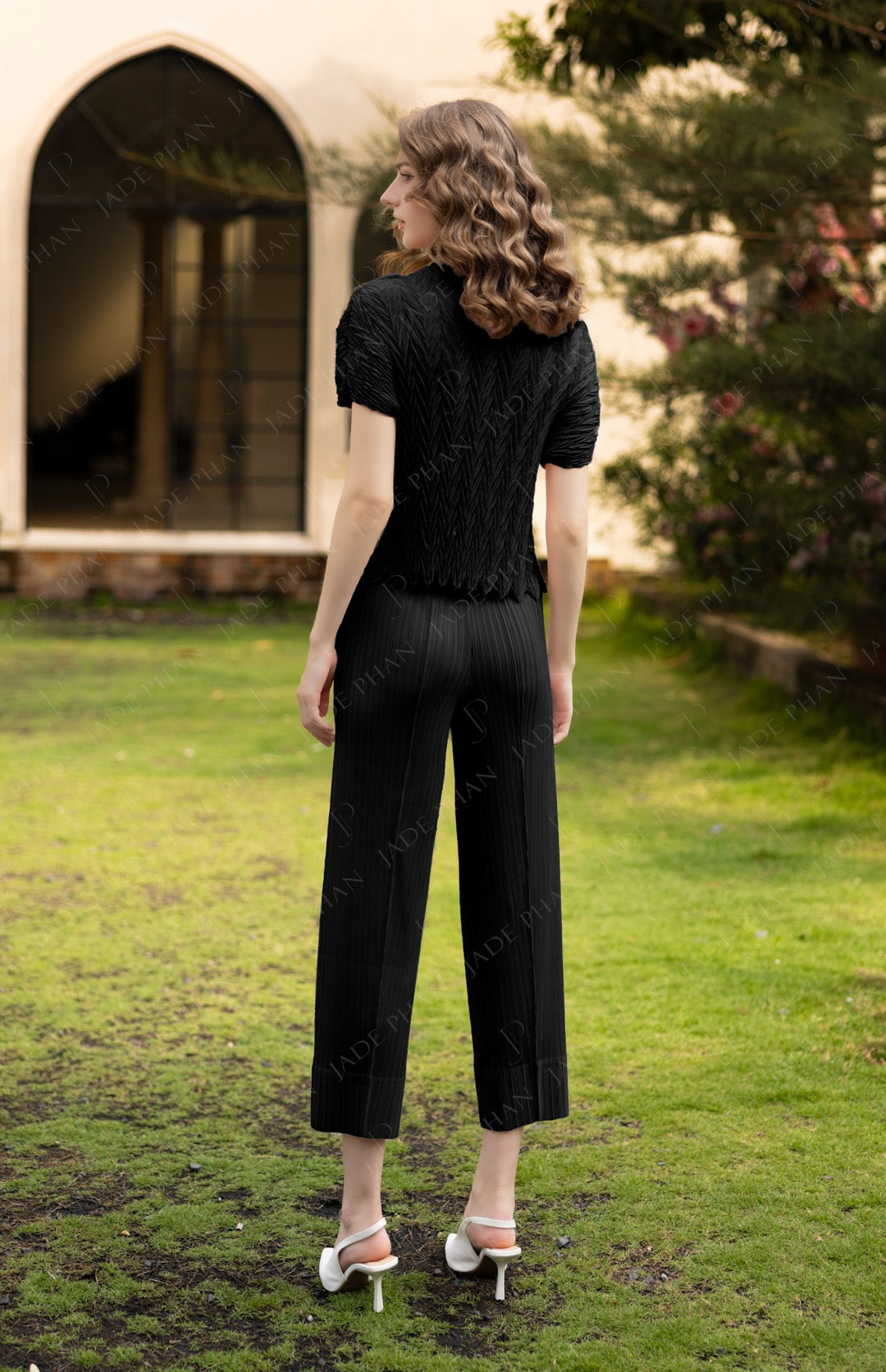 SET VERA Pleated Top Black & Daisy Pleated Pant Black