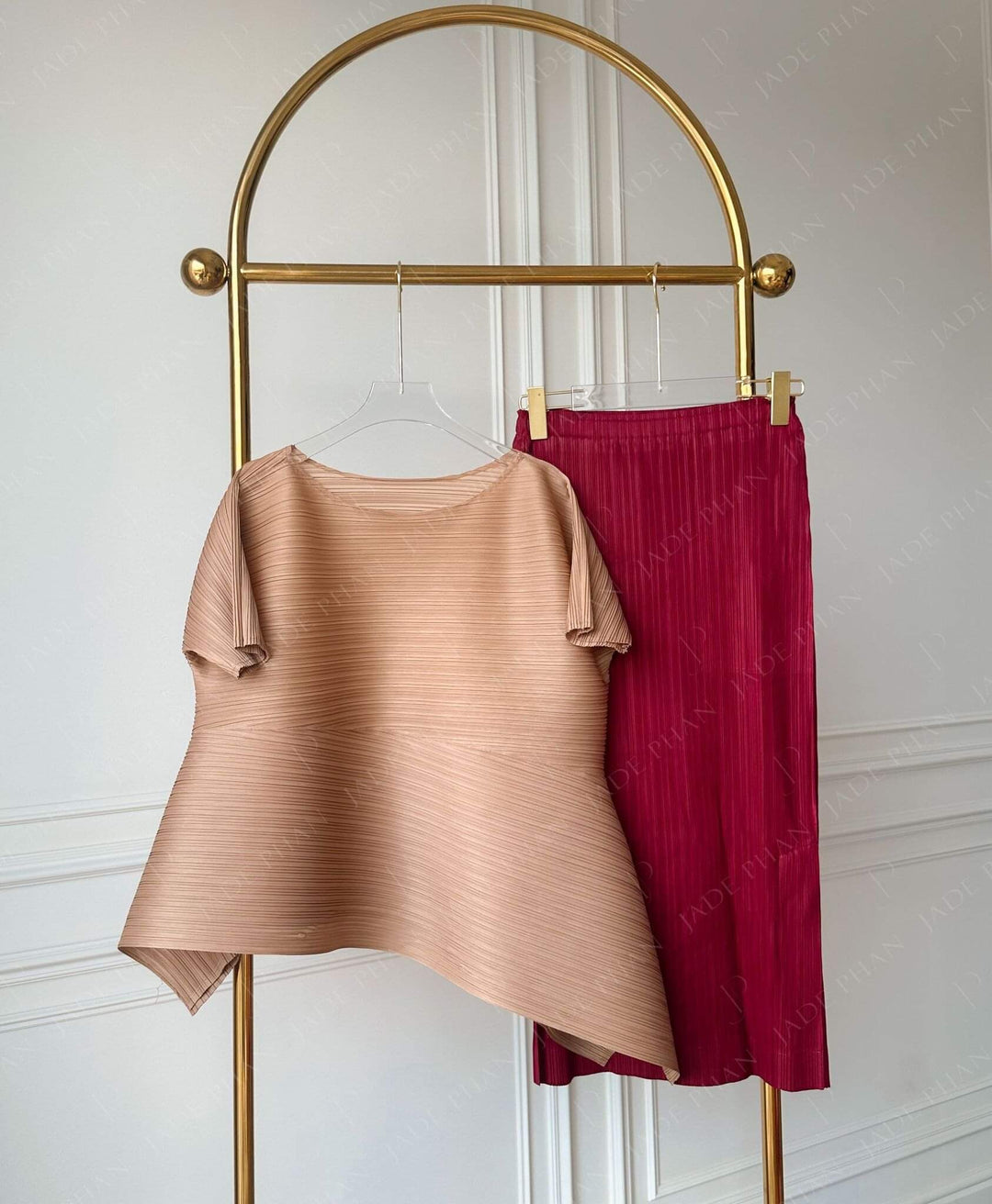 Set KATLE Pleated Top Copper & AUDORA Pleated Skirt