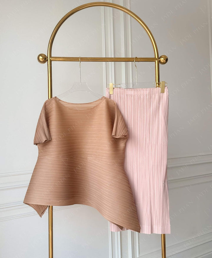 Set KATLE Pleated Top Copper & AUDORA Pleated Skirt