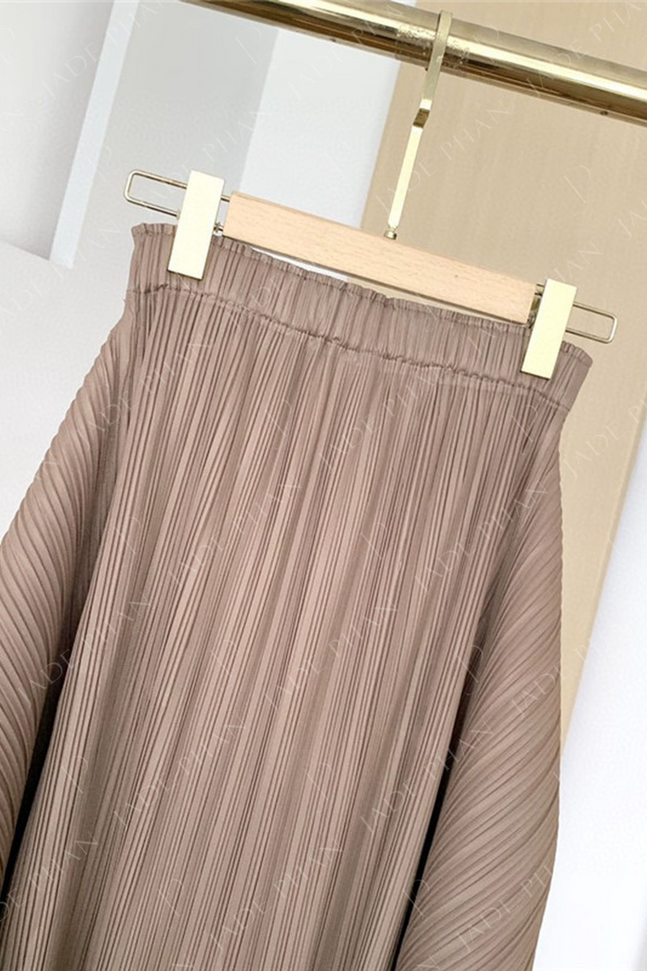 HABILE Pleated Skirt - Beige
