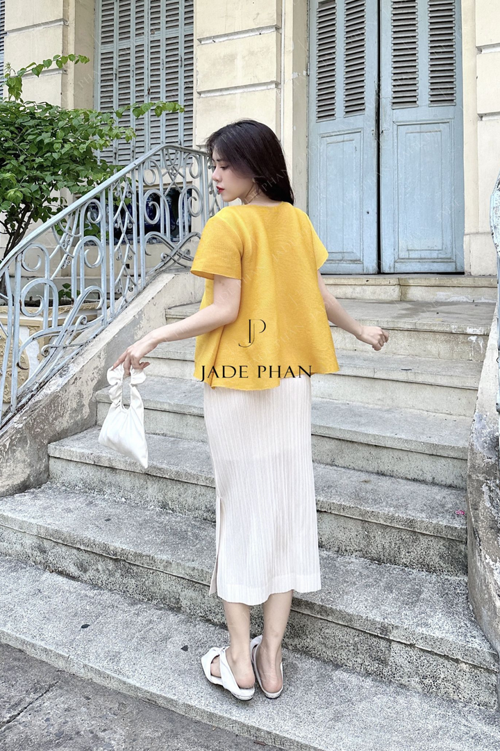 SET AIMEE Top/Áo Vàng - Audora Skirt/Chân Váy Trắng