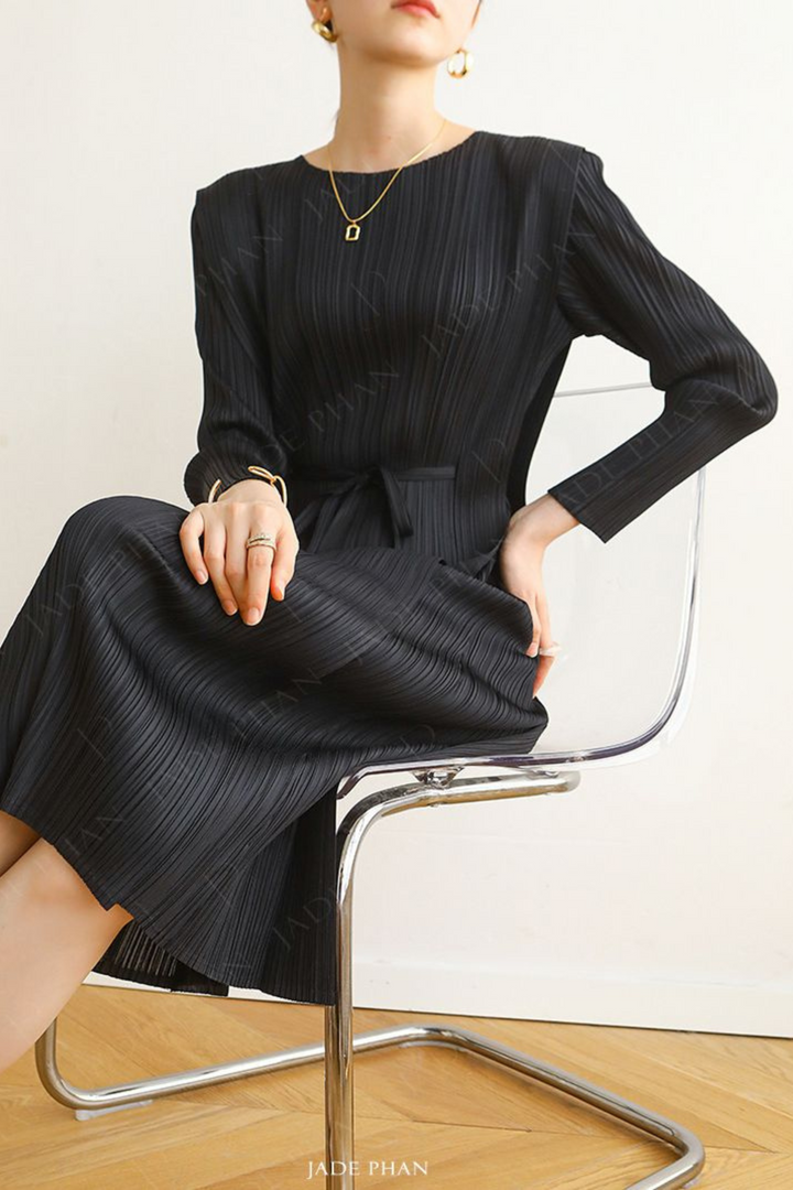 ELEGANCE Pleated Dress Long Sleeve - Black