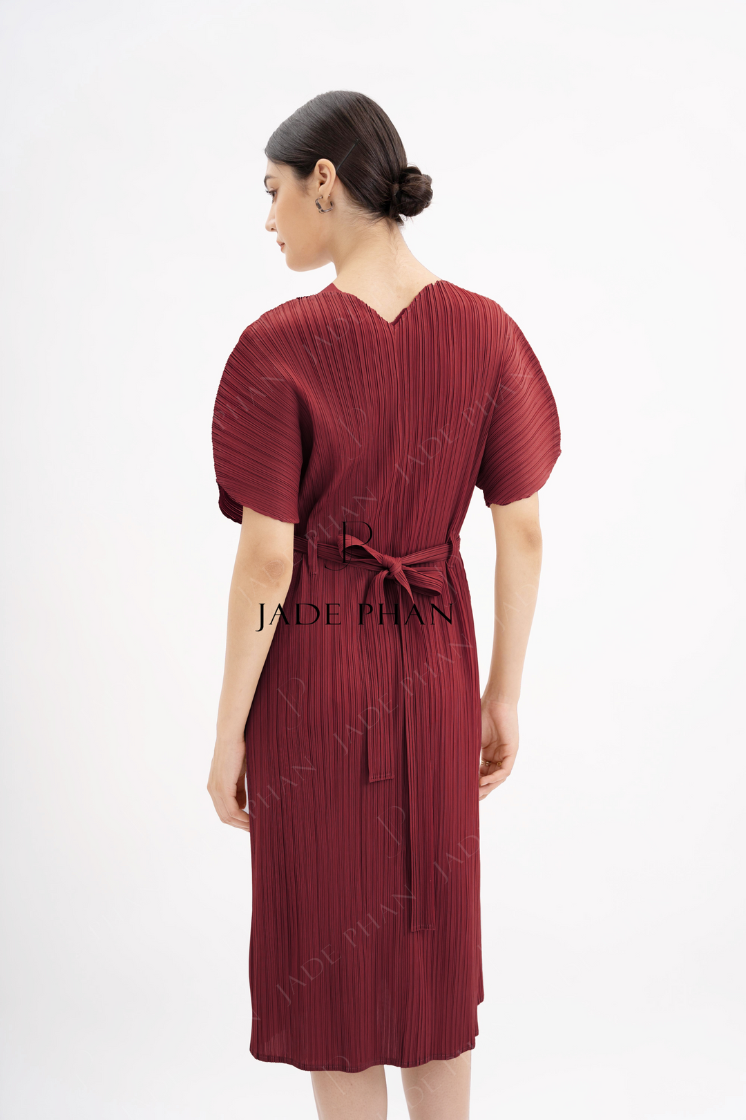 MAIKA Pleated Dress - Burgundy Red