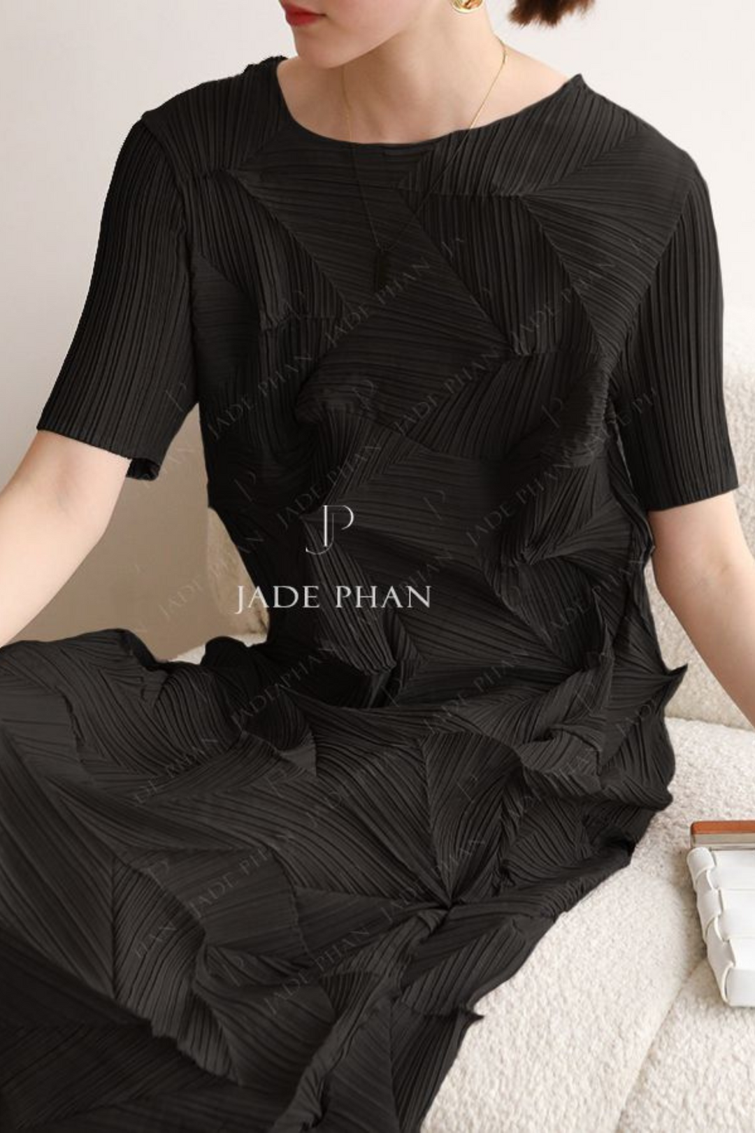 MATURITE Pleated Dress - Black