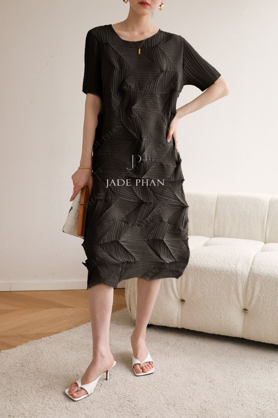 MATURITE Pleated Dress - Black