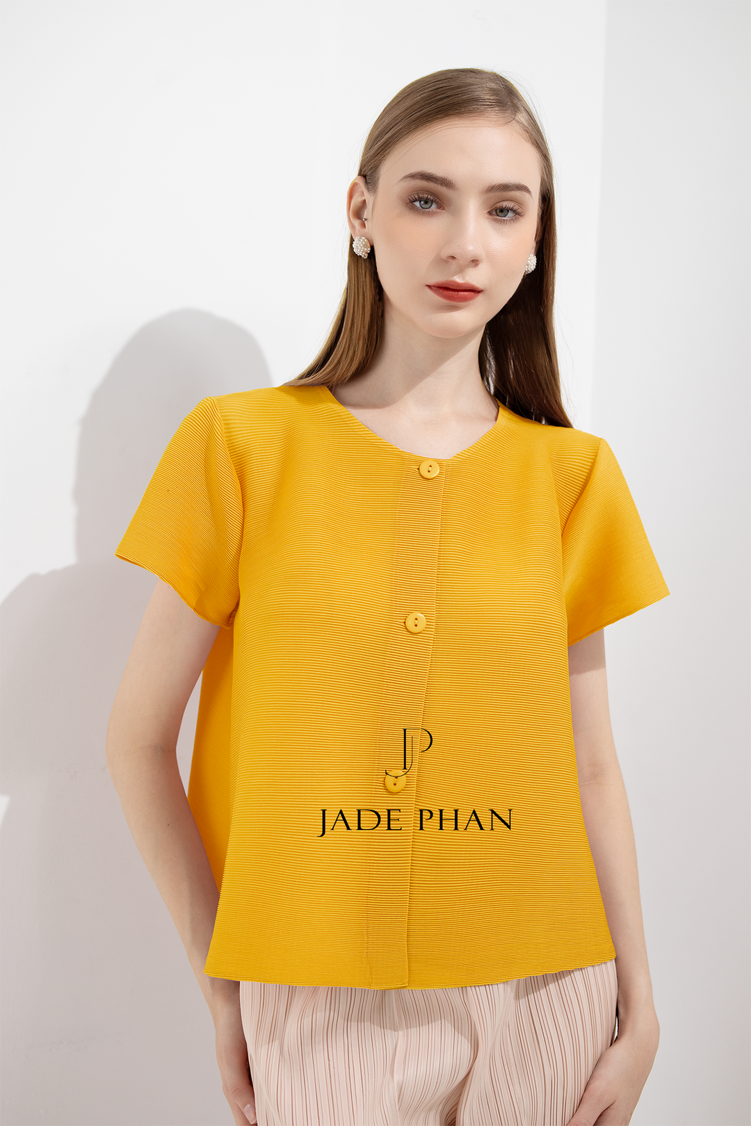 SET AIME'E Pleated Top Yellow & Daisy Pleated Pants Bisque